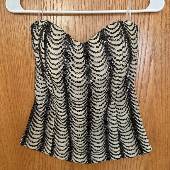 Windsor Tops - Windsor Top | Sequin Strapless Blouse | Color: Black/Tan | Size: SM
